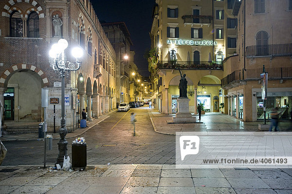 Piazza delle Erbe  historic centre of Verona  Italy  Europe