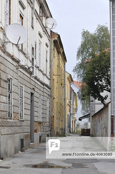 Enge Gasse  Altstadt  Karlovac  Kroatien  Europa