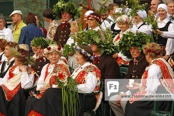 Folk group dressed in traditional costumes at the midsummer festival in Jurmala  Latvia  Baltic region  Europe