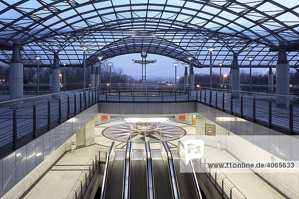 U-Bahn-Haltestelle Westfalenhallen  Dortmund  Ruhrgebiet  Nordrhein-Westfalen  Deutschland  Europa