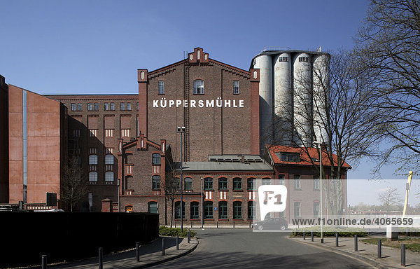 Kueppersmuehle Museum at the inner harbour  Duisburg  Ruhr Area  North Rhine-Westphalia  Germany  Europe