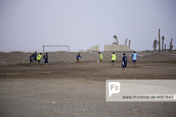 Fußballspiel  Wüste  Oman  Naher Osten