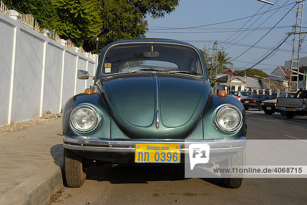 VW Käfer mit laotischem Nummernschild  er läuft und läuft in Vientiane  Laos  Asien