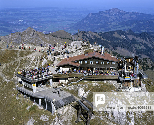 Luftbild  Nebelhorn  Nebelhornbahn  Nebelhorn-Haus  Daumengruppe  Allgäuer Alpen  Schwaben  Bayern  Deutschland  Europa
