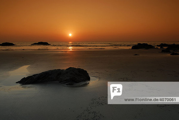 Sonnenuntergang am Meer  Ngapali Beach  Myanmar  Südostasien