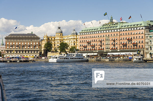 Grand Hotel  Gebäude rechts  Strömkajen  Stockholm  Schweden  Skandinavien  Europa