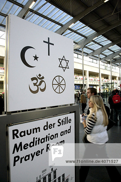 Sign for a meditation and prayer room  in the Messe Munich fairgrounds  Munich  Bavaria  Germany  Europe