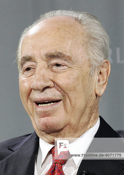 Shimon Peres  Israel  Vize Premierminister von Israel und Friedensnobelpreisträger  in Passau  Bayern  Deutschland  Europa