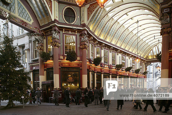 Die Einkaufspassage Leadenhall Market im Finanzviertel von London  England  Großbritannien  Europa