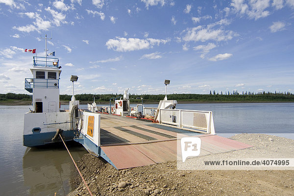 Public ferry across the Peel River  Dempster Highway  Yukon Territory  Canada  North America