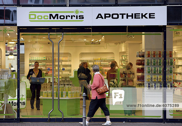 Filiale des niederländischen Versandapothekenkonzerns Doc Morris in Koblenz Rheinland-Pfalz Deutschland Europa