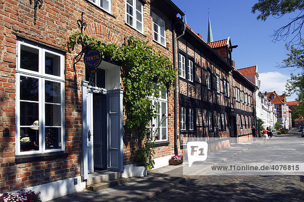 Historische Häuser und Fachwerkgebäude Rossmühle  Straße An der Obertrave  Lübecker Altstadt  Unesco-Weltkulturerbe  Hansestadt Lübeck  Schleswig-Holstein  Deutschland  Europa