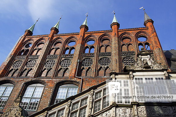 Historisches Lübecker Rathaus  Ostseite  UNESCO-Weltkulturerbe Lübecker Altstadt  Hansestadt Lübeck  Schleswig-Holstein  Deutschland  Europa