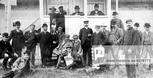 Historische Aufnahme Männergruppe ca. 1920