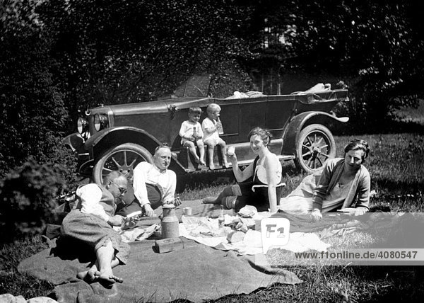Picknick  ca 1922