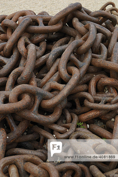 Rusted anchor chain