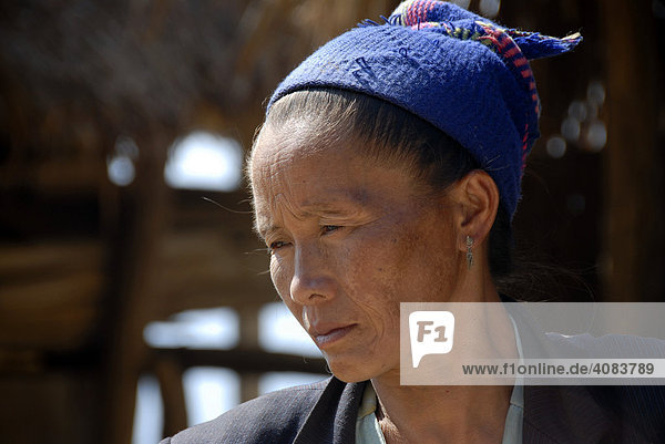 Portrait Laotin mit Mütze Luang Prabang Provinz Laos