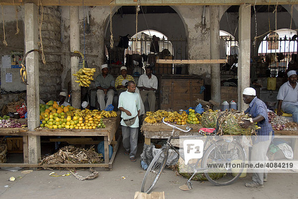 Basar Darajani Market in Stone Town Sansibar Tansania