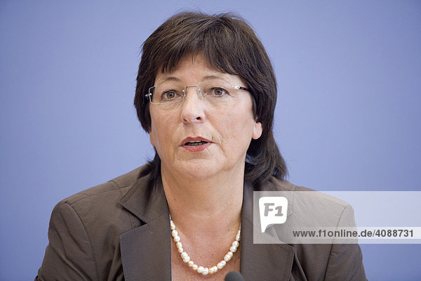 Ulla SCHMIDT SPD Bundesministerin für Gesundheit DEUTSCHLAND BERLIN.
