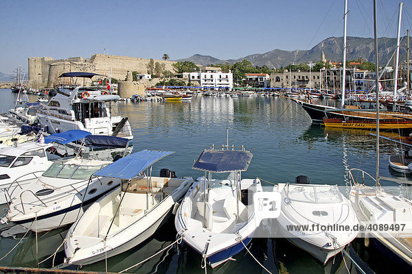 Kyrenia  Zentrum  Hafen  Nordzypern  Zypern  Europa