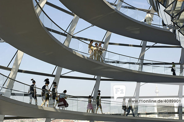 Kuppel vom Reichstag Berlin Deutschland Architekt Norman Forster