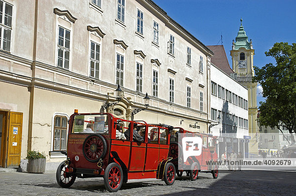 Touristenbus  Stadtbesichtigung  Bratislava  Slowakei