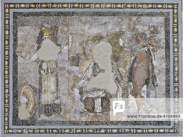 Mosaik-Fußboden mit Darstellung der Athene links und des Hermes rechts aus dem Hügel-Haus im Museum  Delos  Griechenland