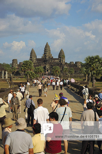 Main axis  Angkor Wat  main temple  Cambodia