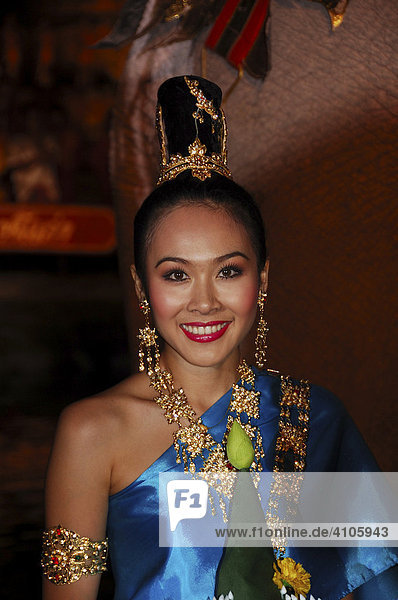 Dancer at a historic show  Wat Pra Mahathat  Ayuthaya  Thailand