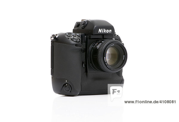 Nikon F5 professional reflex camera  35mm format