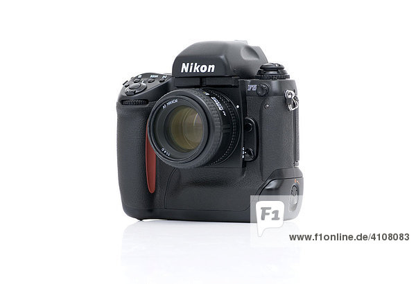 Nikon F5 professional reflex camera  35mm format