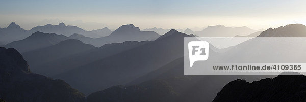 Blick vom Schwarzhorn  Nationalpark Hohe Tauern  Kärnten  Österreich