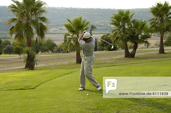 Golfspieler Golfplatz Reserva Rotana Manacor Mallorca Balearen Spanien