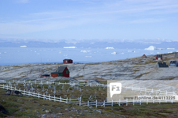 Friedhof und Hütten in Rodebay  Grönland