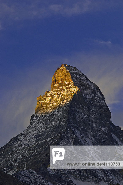 Matterhorn  4487m  im ersten Morgenlicht  Zermatt  Schweiz