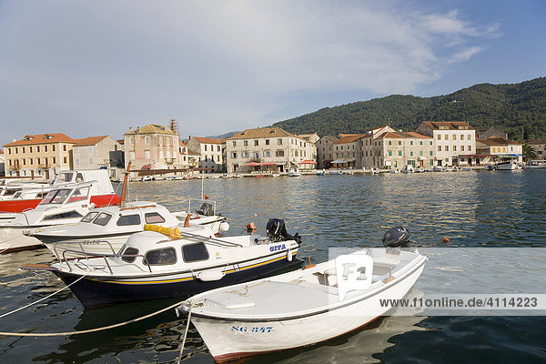 Harbour of Stari Grad  Island Hvar  Dalmatia  Croatia