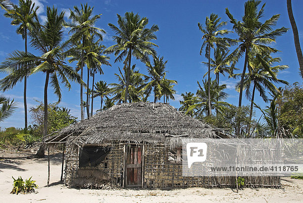 Fischerhütten auf Matemo Island  Quirimbas Archipel  Mosambik  Afrika