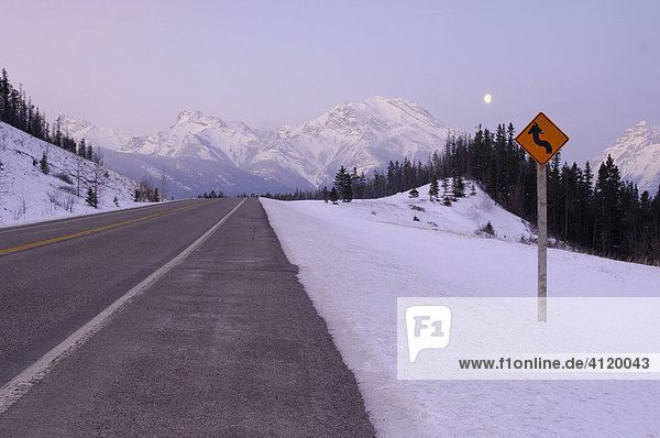 Daybreak along Highway 40 in Kananaskis Country  Alberta  Canada