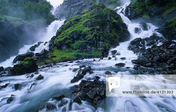 Wasserfall  Odda  Hordaland  Norwegen  Skandinavien