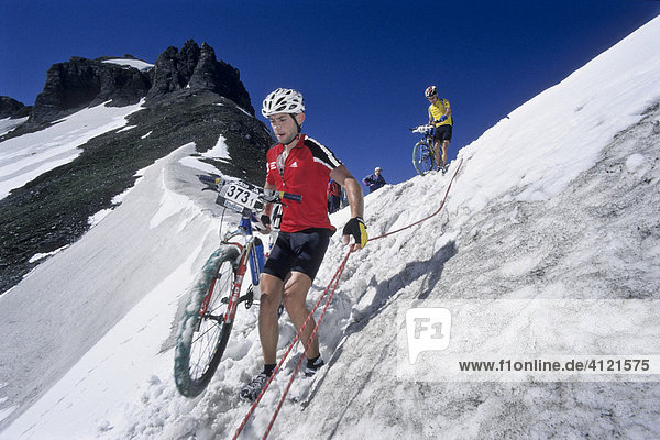 Participants in the Transalp Bike Challenge mountain bike race  Pfunderer Joch  Bolzano-Bozen  Italy  Europe