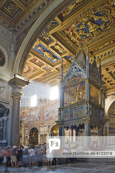 Ciborium containing relics of Saints Peter and Paul  Basilica of St John Lateran  Rome  Italy  Europe