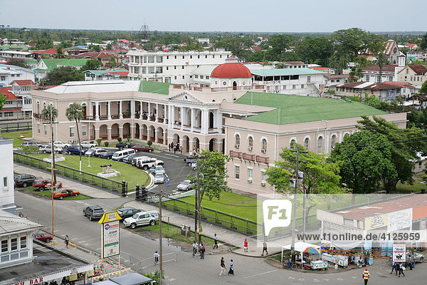 Blick auf das Regierungsgebäude  Georgetown  Guyana  Südamerika