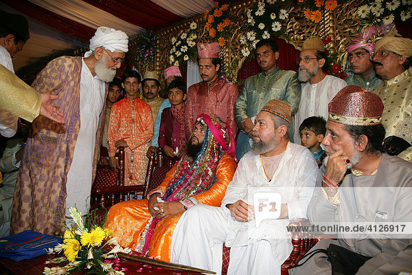 Muslim dignitaries  guests at a Sufi wedding held at a Sufi shrine in Bareilly  Uttar Pradesh  India  Asia