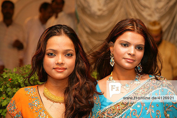 Two young women  guests at a Sufi wedding held at a Sufi shrine in Bareilly  Uttar Pradesh  India  Asia