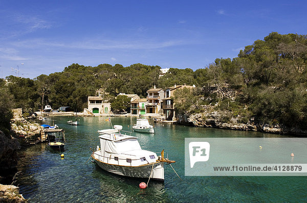 Bucht mit Fischerbooten  Cala Figuera  Mallorca  Balearen  Spanien  Europa
