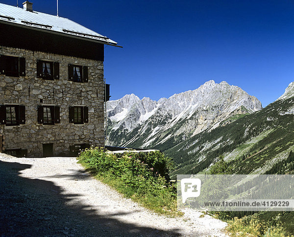Karwendelhaus  Karwendel  Tirol  Österreich