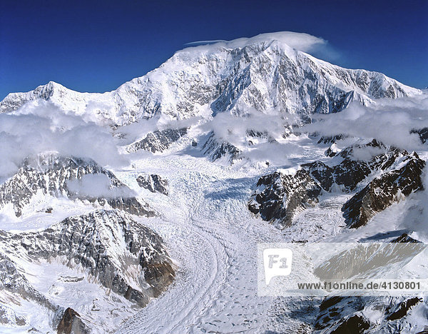 Mount McKinley  6.195 Meter  höchster Berg Nordamerikas  Gletscher  Alaskakette  Alaska  USA