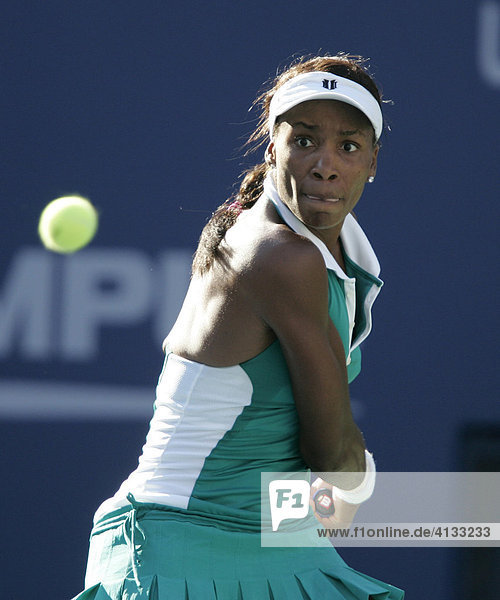 Venus Williams (USA). US Open 2007 USTA Billie Jean King National Tennis Center New York  USA