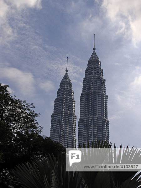 Petronas Towers  Kuala Lumpur  Malaysia  Asien