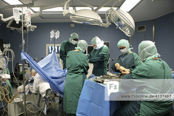 Knee replacement  artifical knee joint  operation